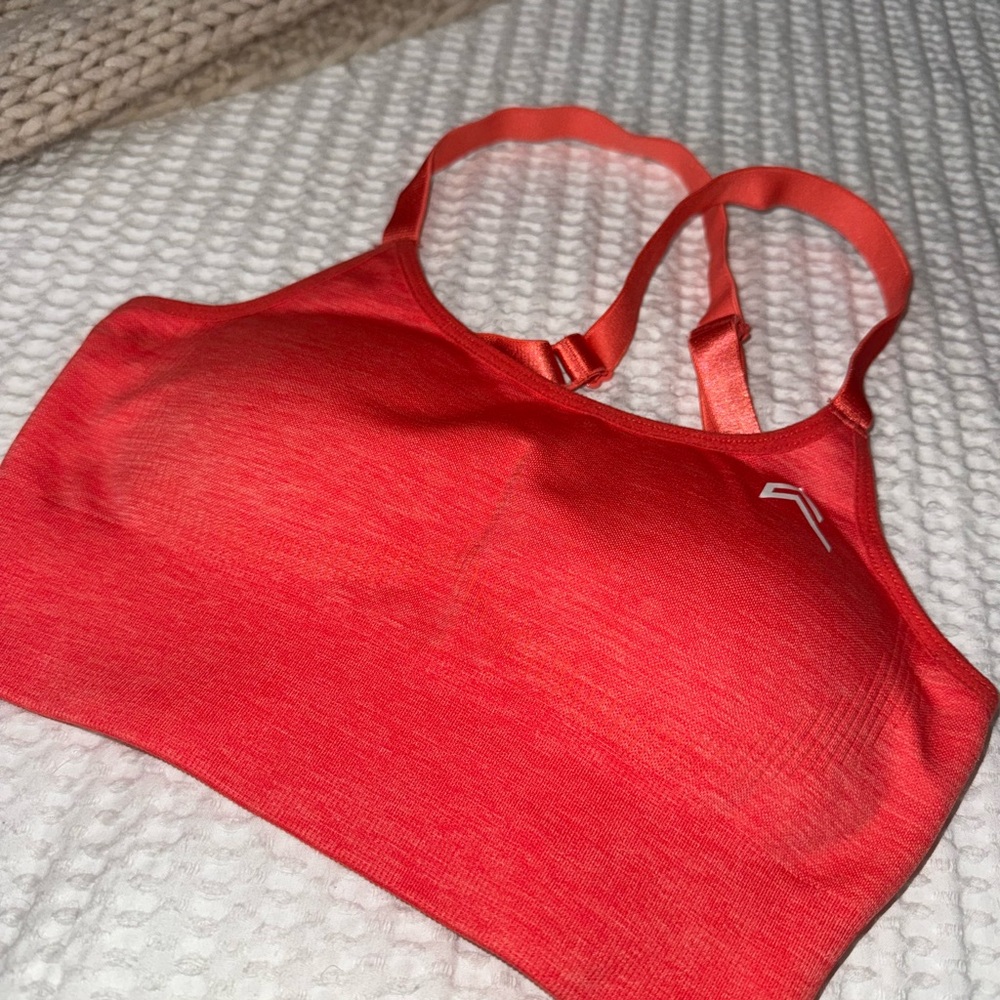Oner Active Seamless Coral Sports Bra